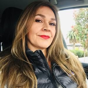 Meet your Posher, Christina